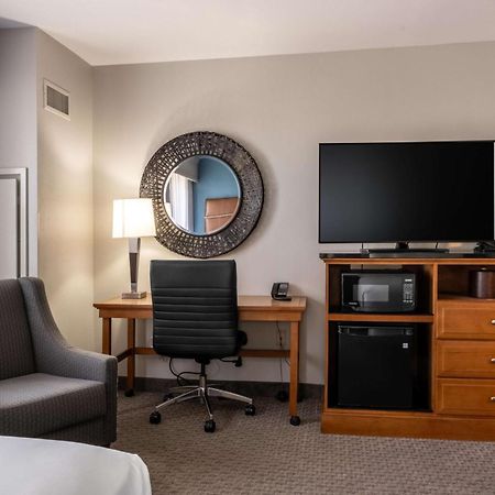 Drury Plaza Hotel Broadview וויצ'יטה מראה חיצוני תמונה